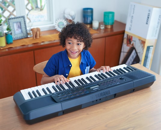 Have fun playing the Yamaha PSR-E273 keyboard