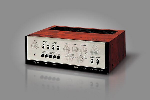 INTEGRATED AMP CA-700