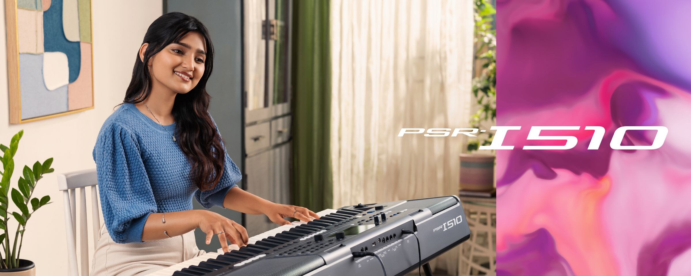 A hobbyist enjoys playing the PSR-I510 at home