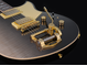 RSP20B 60TH features a Goldo tremolo unit.