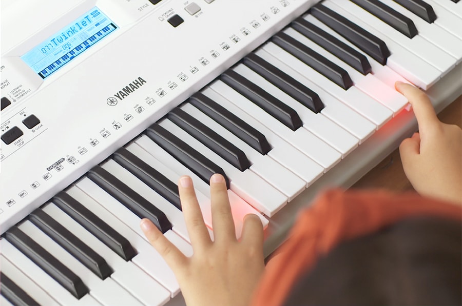 Yamaha EZ-300 Key Lighting Keyboard