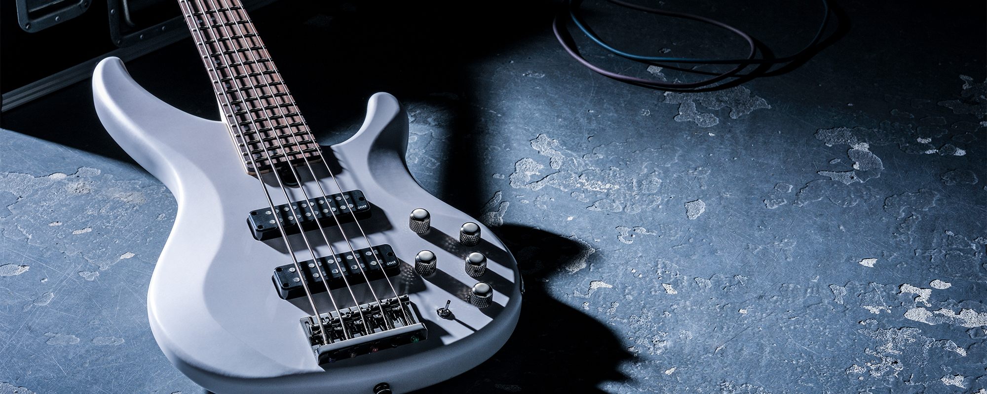 【超美品】YAMAHA TRBX604 Yamaha TRBX604FM DRB 600 Series 4-String RH Electric Bass